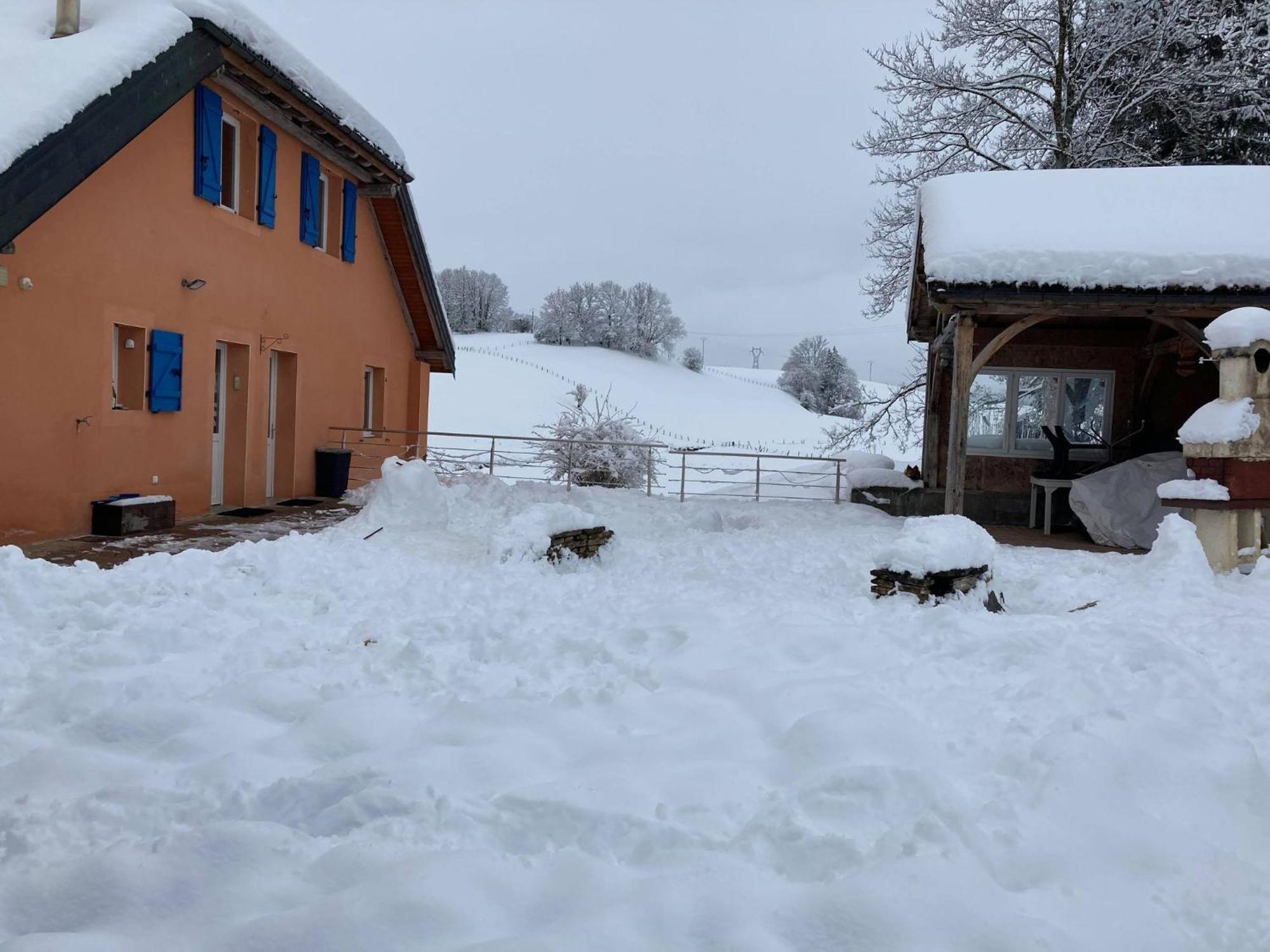 Le Moulin Des Oyes Bed and Breakfast Censeau Buitenkant foto