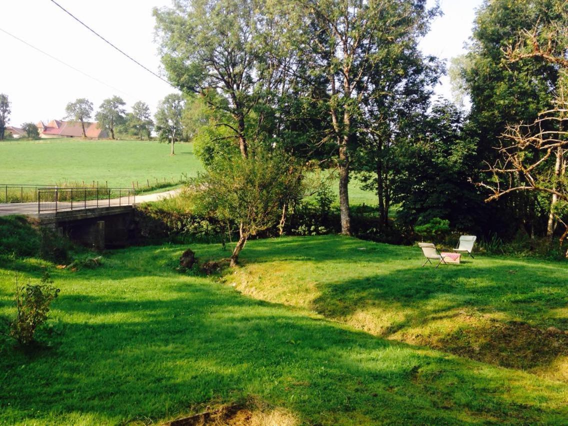 Le Moulin Des Oyes Bed and Breakfast Censeau Buitenkant foto