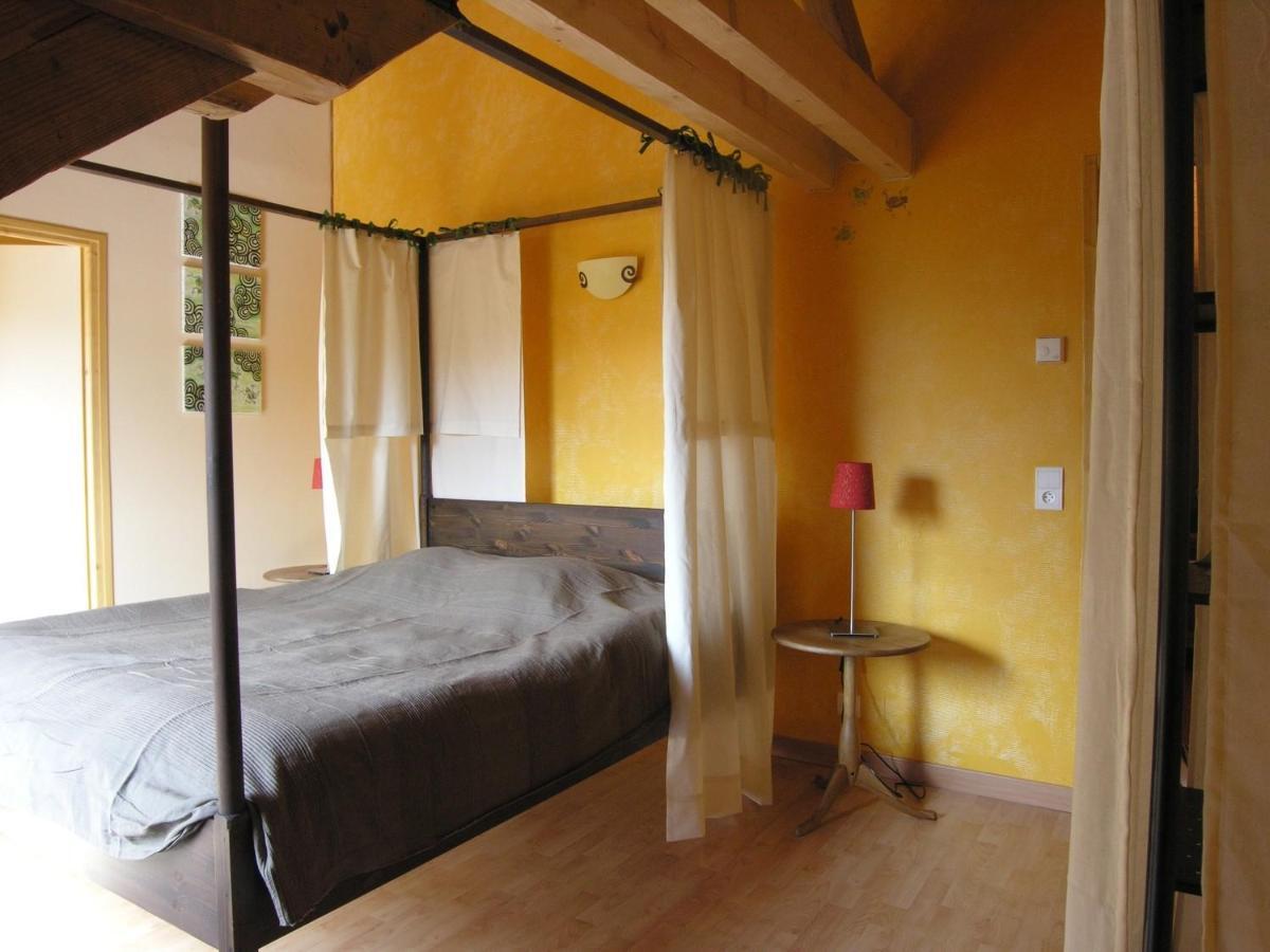 Le Moulin Des Oyes Bed and Breakfast Censeau Buitenkant foto